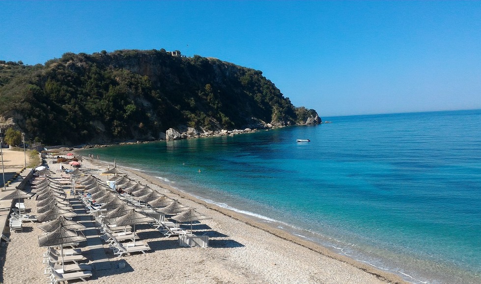 Plazhet, si do ti përdorin strategjikët, projektvendimi për marrëveshjen me shtetin